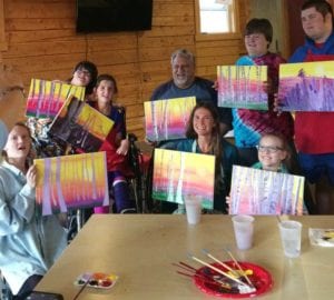 group painting class at HEARTism