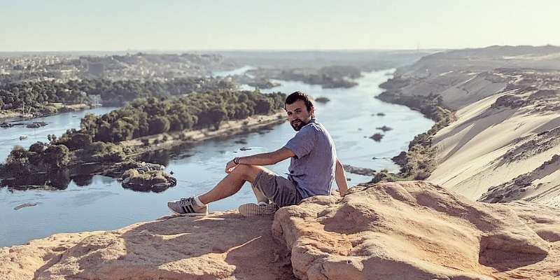 Alex Stratikis Travel in the rocky mountain